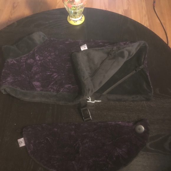 Handmade Original Dog Coat and Matching Neck Wrap - Picture 3 of 4